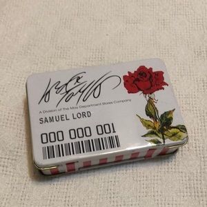 Vintage Lord & Taylor 5 inch tin. Featuring Lord & Taylor charge card image.